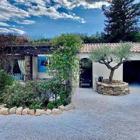 Nouveau A La Location Climatisee Avec Piscine, Plage Et Commerces Accessibles A Pieds Villa Grimaud